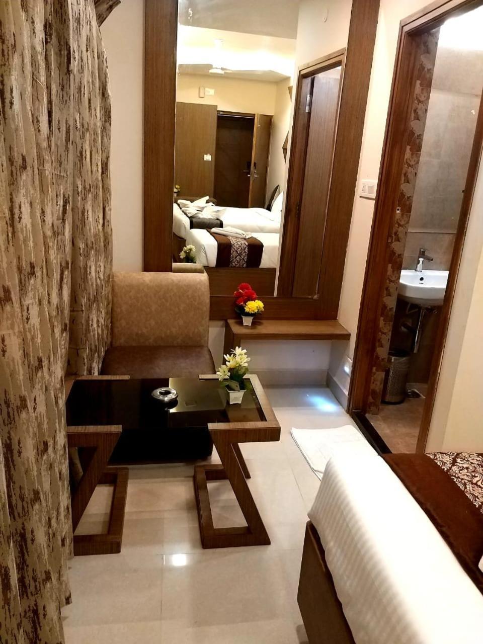 Grand Elegant Otel Chennai Dış mekan fotoğraf
