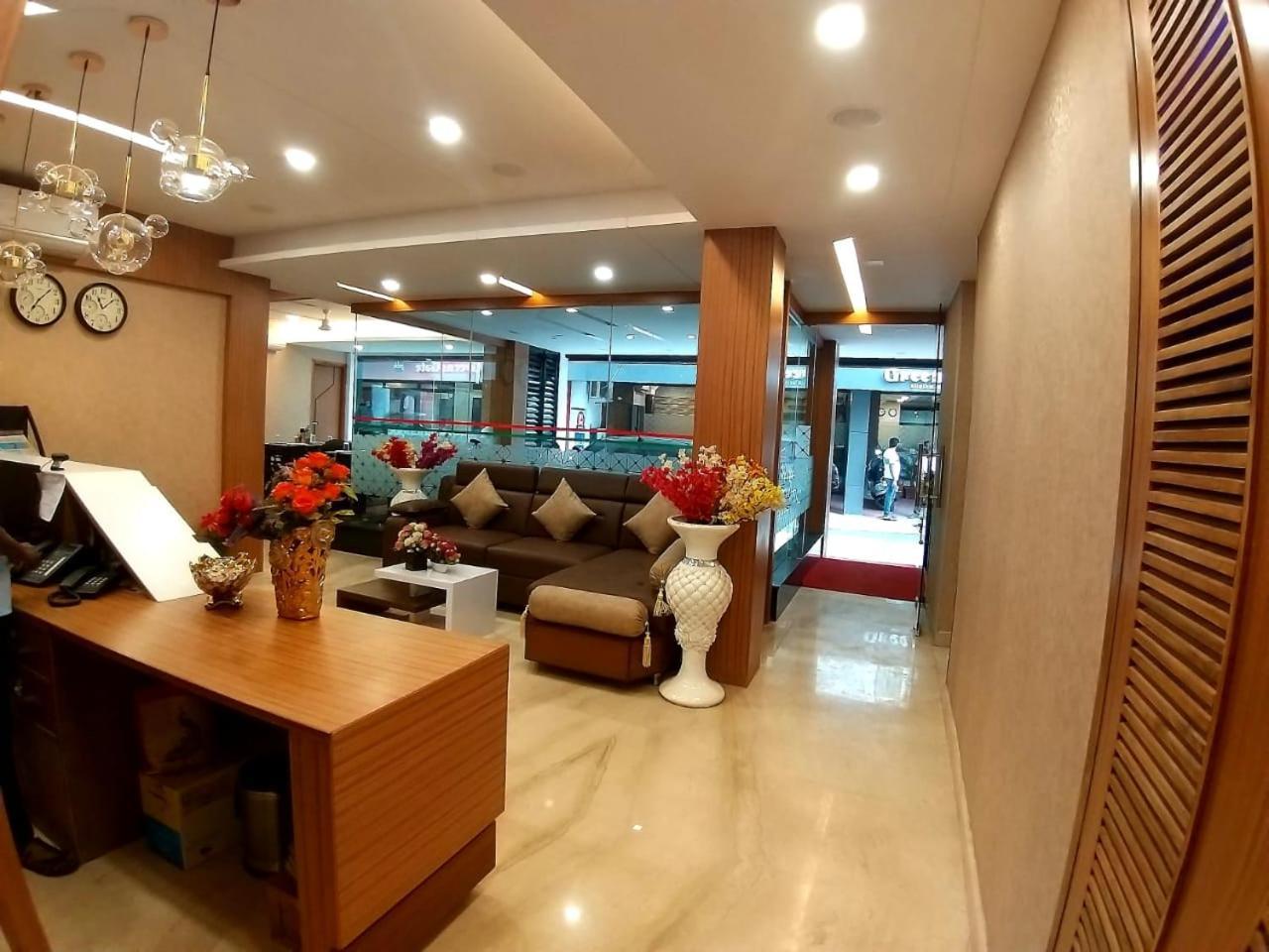 Grand Elegant Otel Chennai Dış mekan fotoğraf