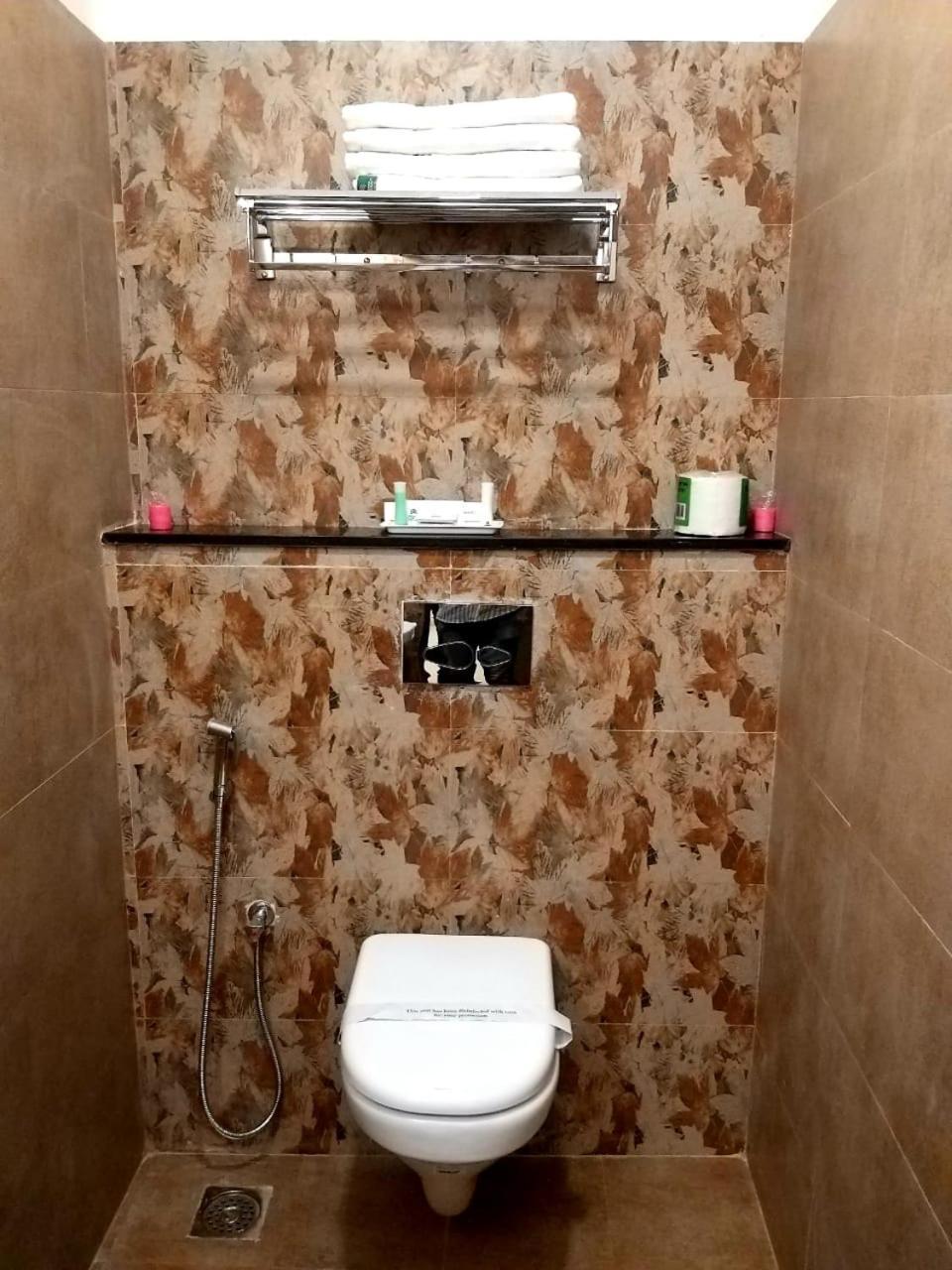 Grand Elegant Otel Chennai Dış mekan fotoğraf